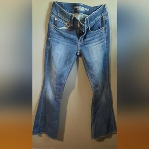 American Eagle Jean's (artist)